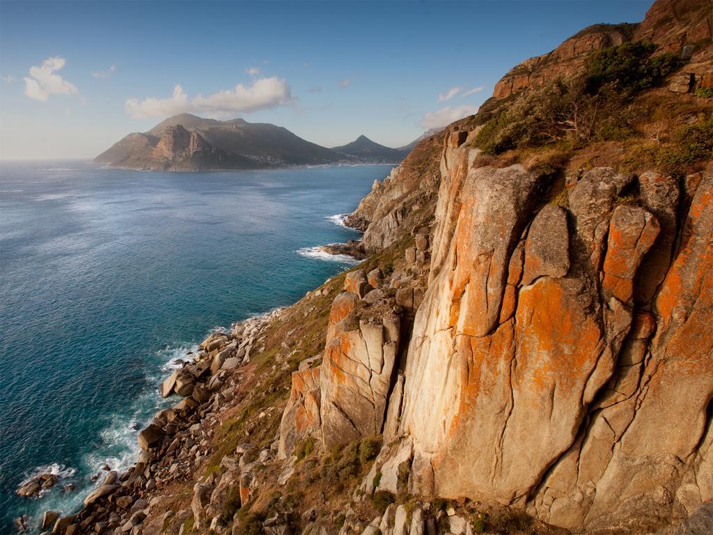 Art Gallery Guest House - Thandekayo Hout Bay Εξωτερικό φωτογραφία