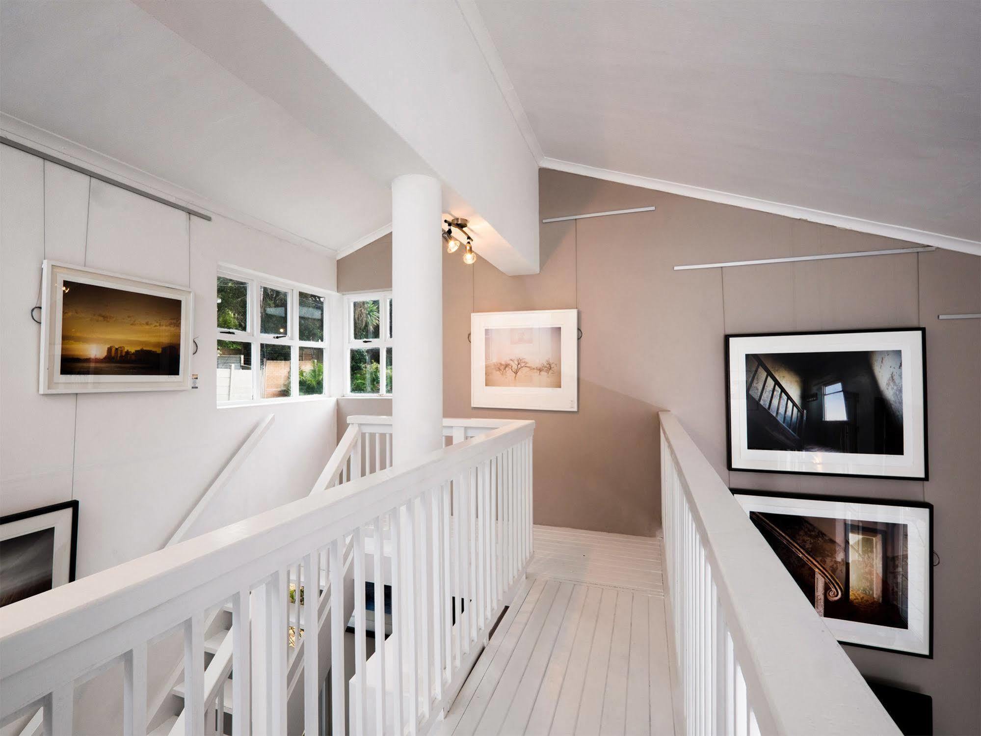 Art Gallery Guest House - Thandekayo Hout Bay Εξωτερικό φωτογραφία